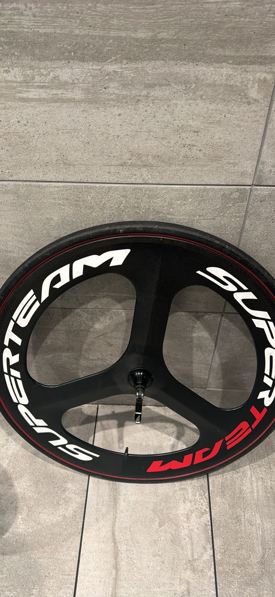 Superteam Tri (description)