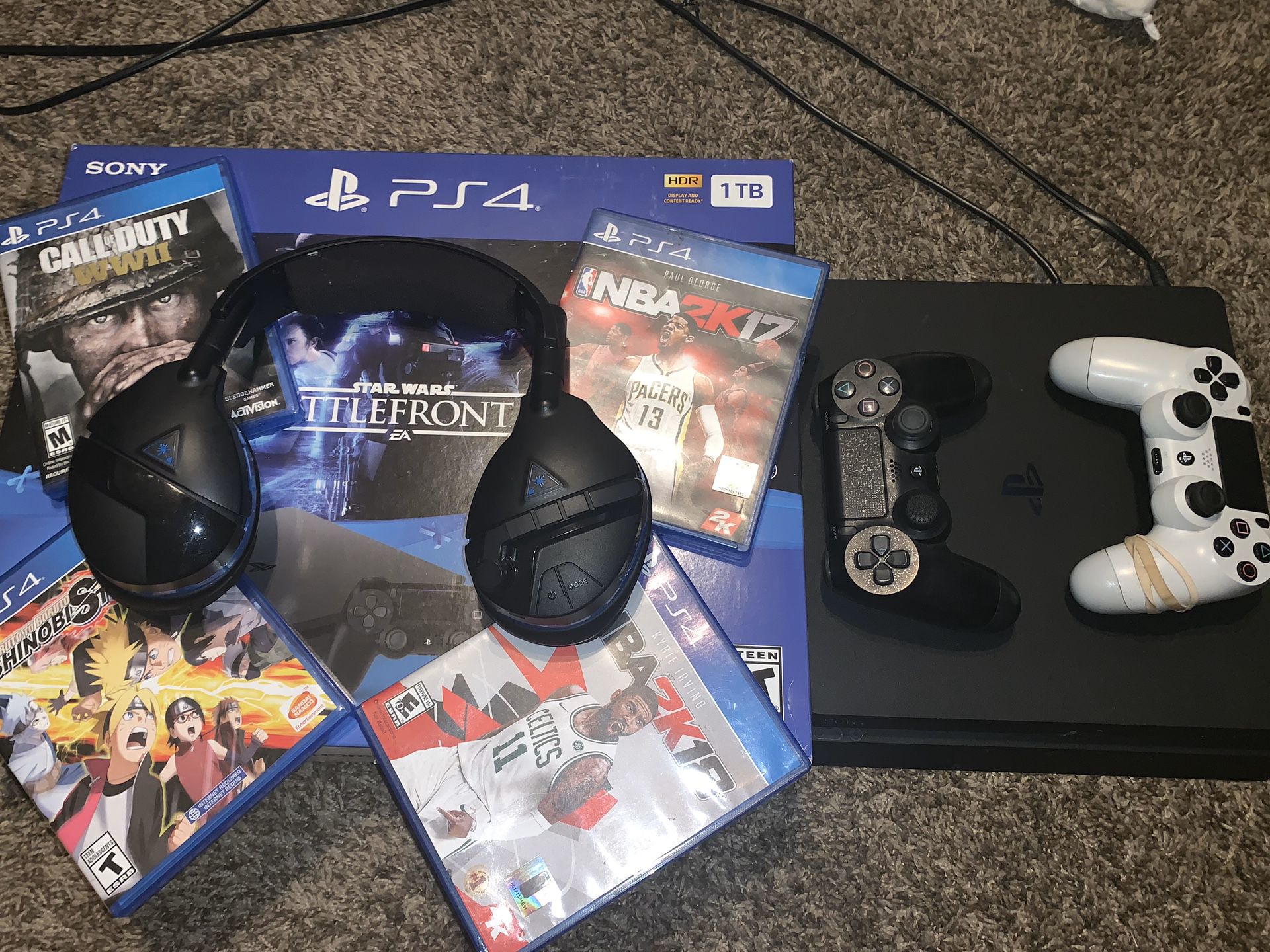 PS4 bundle system, games, controllers, mic