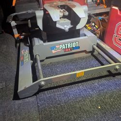 Patriot 18k by BW 5th Wheel Mounting Hitch