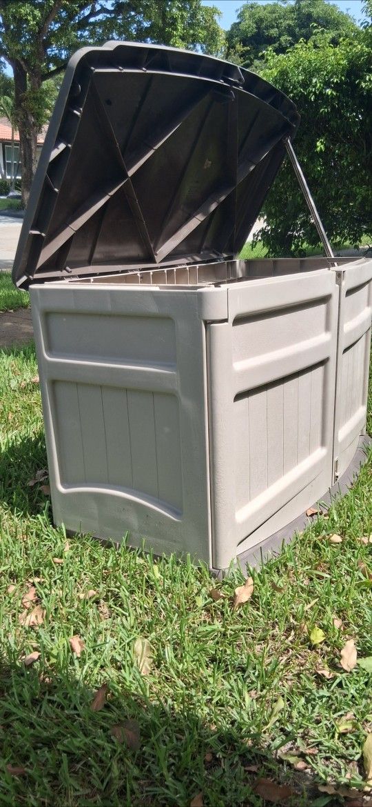 Suncast horizontal outdoor storage shed 3ft tall 4ft long 2ft deep lock box pool deck bin lawn patio