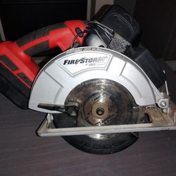 Black And Decker Circular Saw With Battery And Charger 