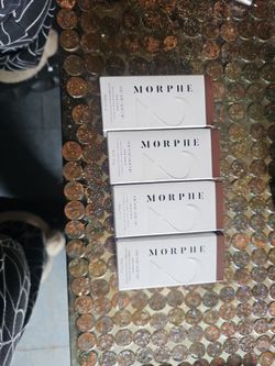 Morphed hint skin tint