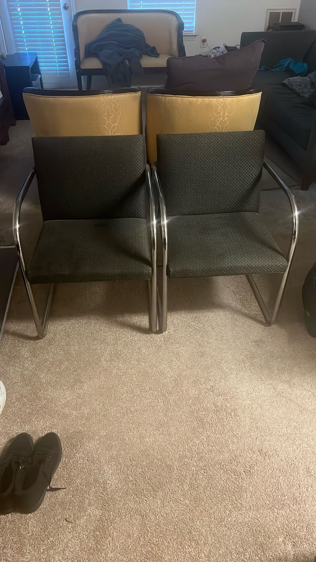 Two Room Chair 