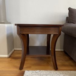 Bassett Furniture End Table