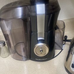 Hamilton Juice Extractor