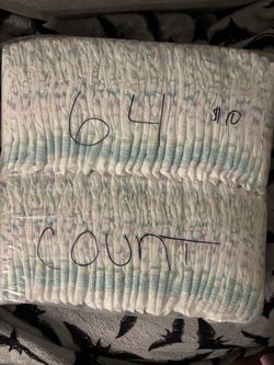 Kirkland size 1 diapers