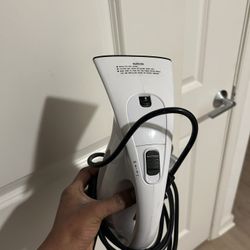  Handheld Fabric Steamer – Compact, Powerful, Easy to Use 