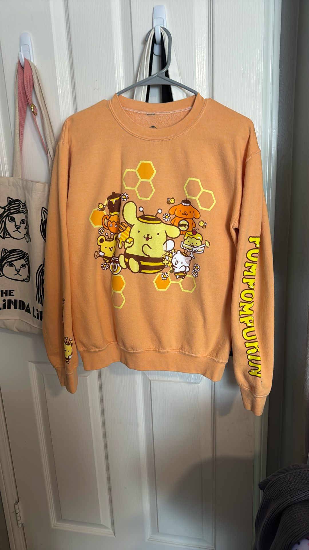 Pompompurin Sweatshirt Small