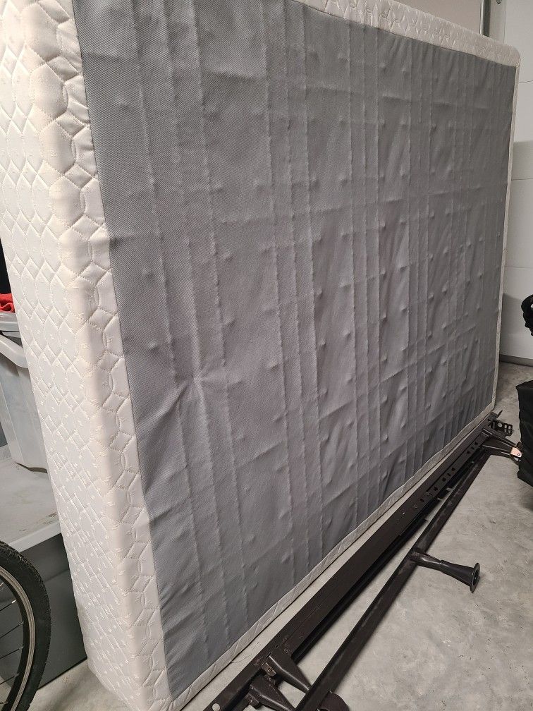 Queen Bed Frame And Box Spring