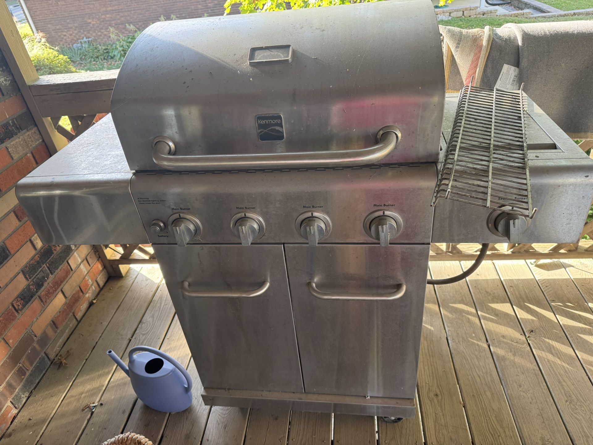 Unusable Grill Free For Pickup (Scrap Metal Or Needs Fixed)