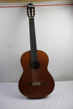 Yamaha Classical Guitar  CG122MCH