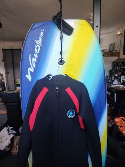 Wavestorm Bodyboard And Realon Wetsuit Size Kids XL