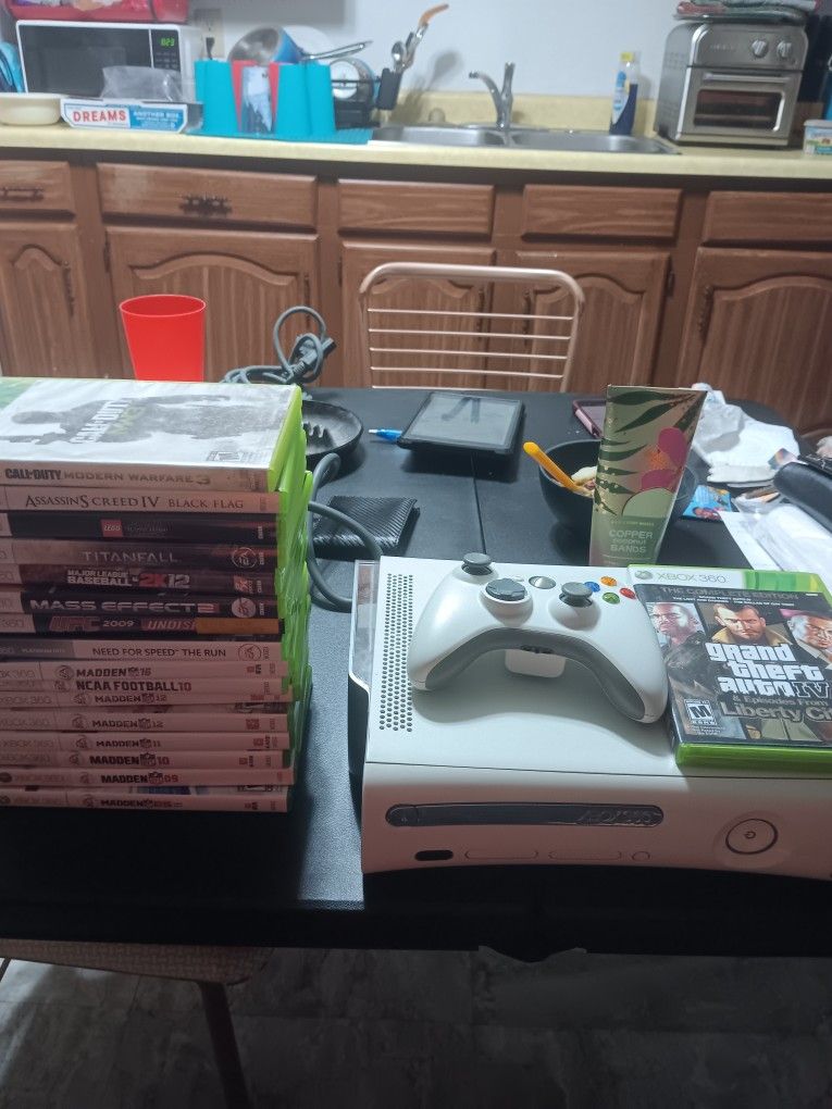 Xbox 360 Console With 17 Games