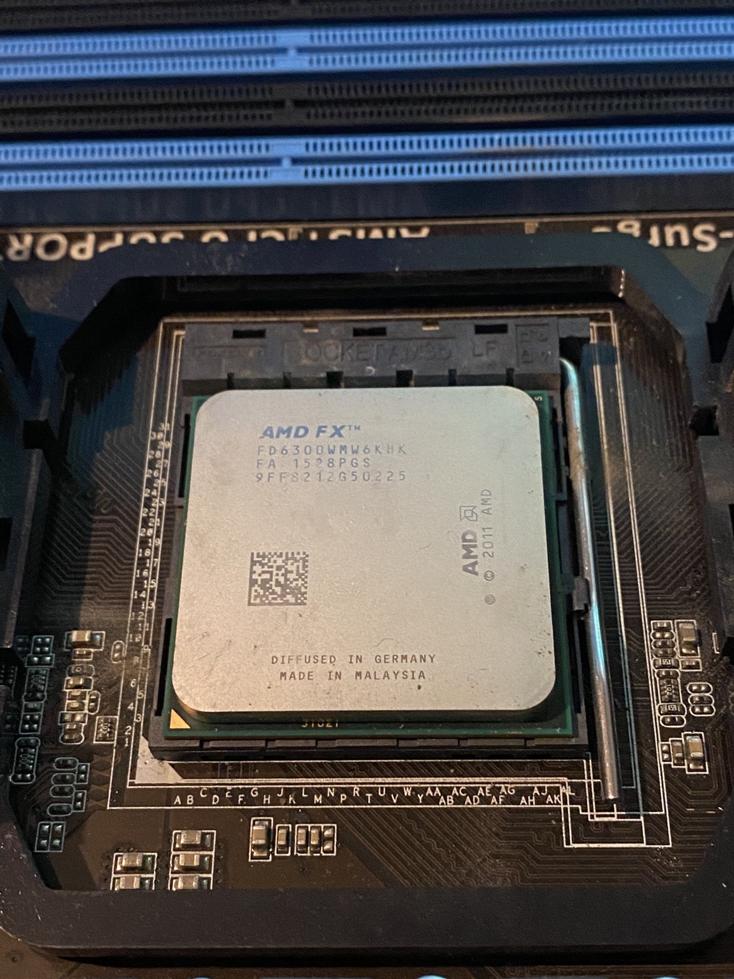 ASUS Motherboard With AMD FX 6300