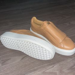 Womens puma shoes