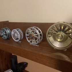 Cabelas Prestige Fly Reel, Pole And Carrying Case for Sale in Edmonds, WA -  OfferUp