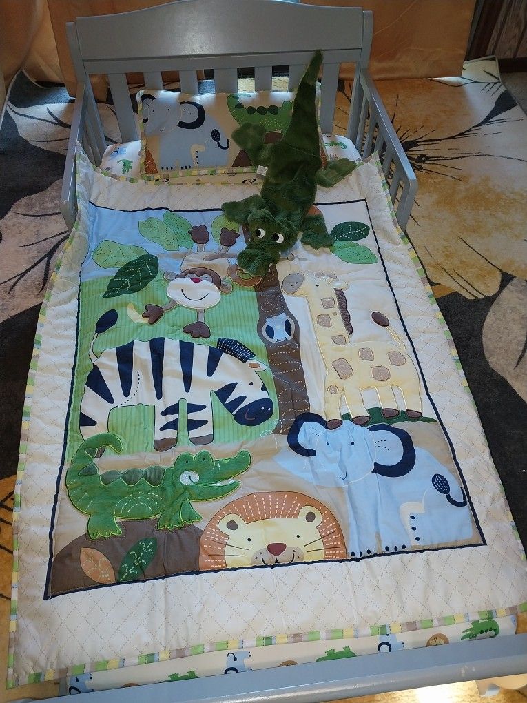 Safari Jungle Zoo Animals Crib Bedding NEW