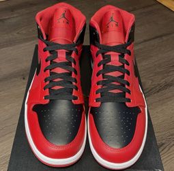 Jordan 1 Mid Reverse Bred