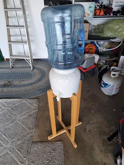 Water Croc and five water jugs