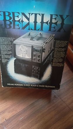 Bentley Deluxe Portable TV 5" Black & White Television | 100C | Vintage Portable TV