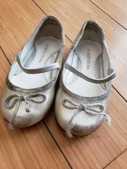 Cute girl shoes