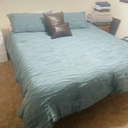 Free King Size Mattress and Boxspring 