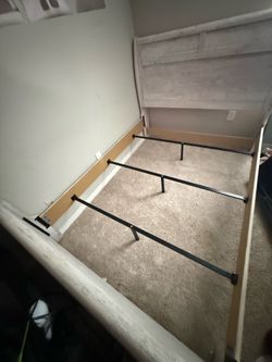 Queen sleigh Rails /whitewash Bed frame