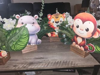 Safari baby shower decorations
