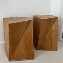 Side Tables 