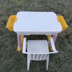 2-1 Children’s Table 