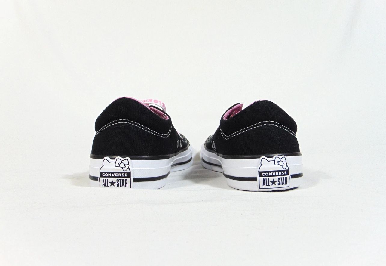 Hello Kitty x Converse Black &  hello kitty laces 664636F sneakers Size 5