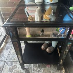 2 Nights Stand Mirrored 