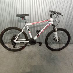 BICYCLE NORTHROCK 21 SPEED SIZE 26 BRAND NEW 