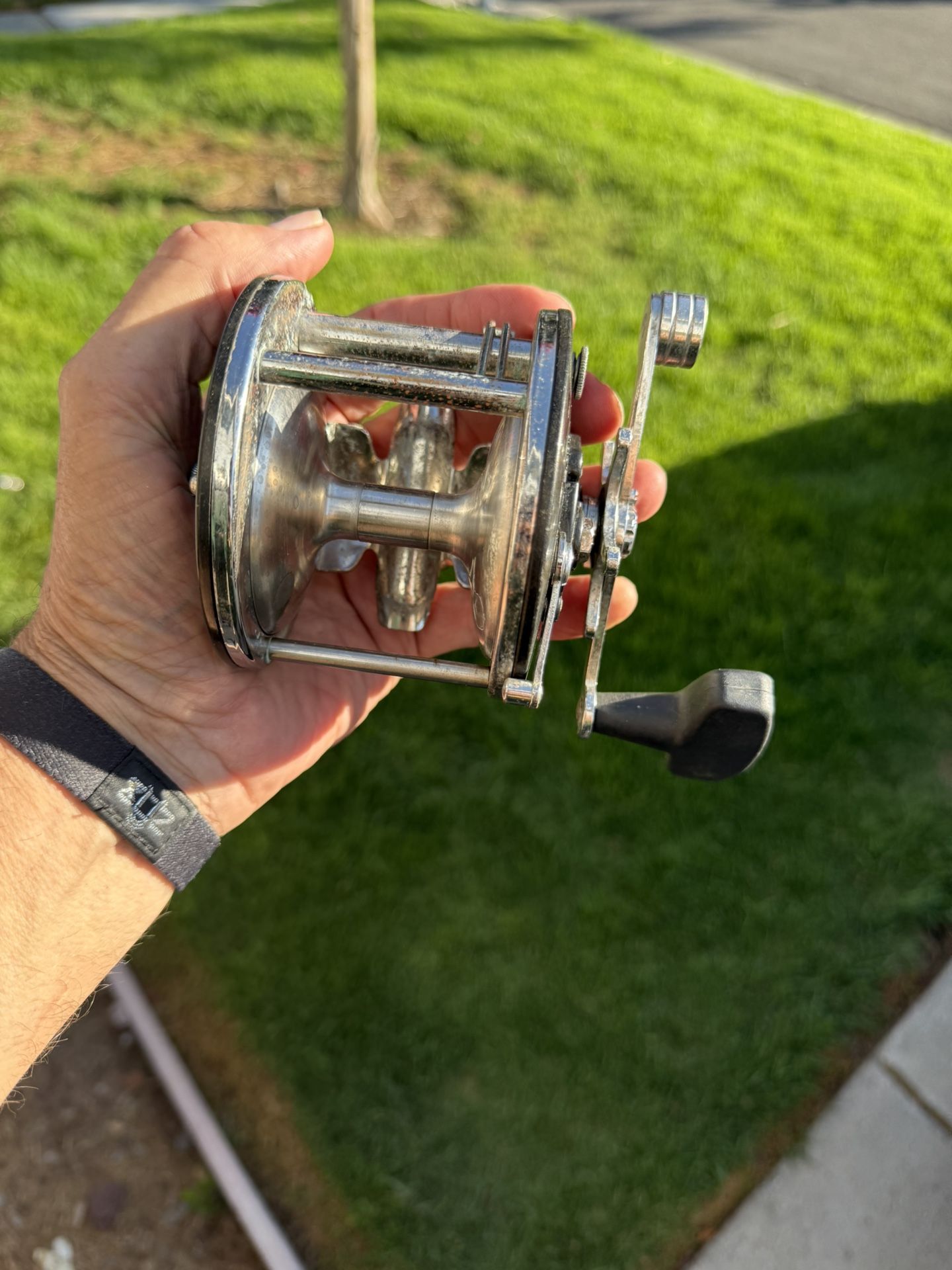 Deep-Sea Fishing/Fishing/Vintage Reels/Hiking