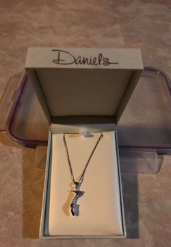 14k gold shoe with silver chain