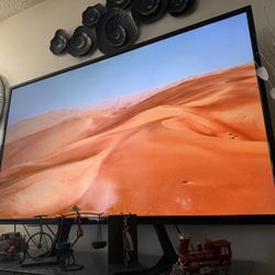 70 Inch Vizio TV