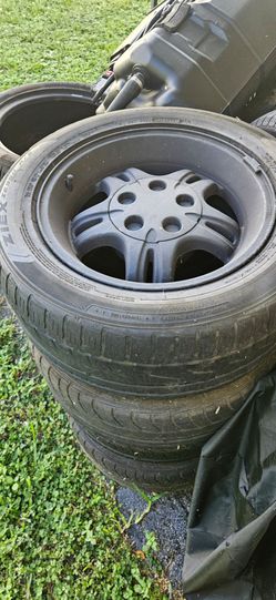 S10 Xtreme rims and tires 5x4.85