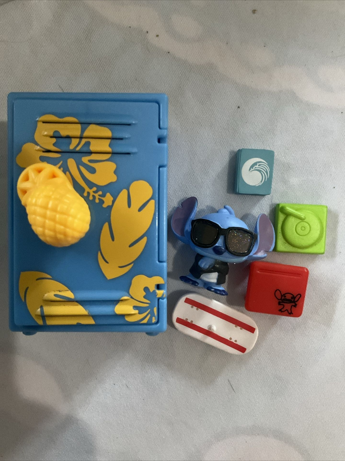 Stitch Doorable Locker