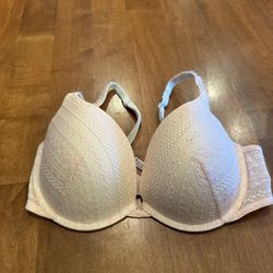Women’s Victoria’s Secret Push-Up Bra Shipping Available