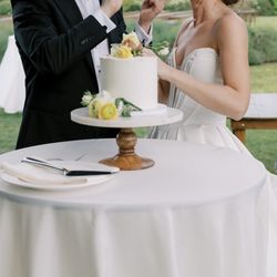 12 Tablecloths, 15 Chiffon Table Runners