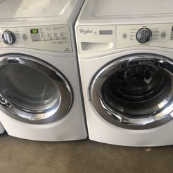 Whirlpool Washer and Gas Dryer Set