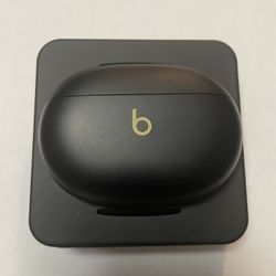 Beats Studio Buds + True Wireless Bluetooth Noise Cancelling Earbuds-Black/Gold