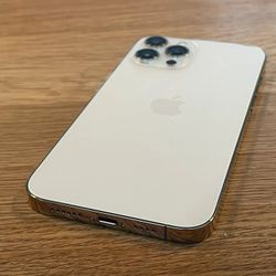 Iphone 13 Pro Unlocked - Like New