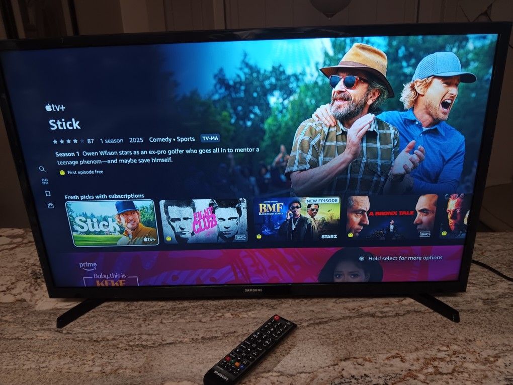 Smart Roku 32-in Just Like New With Remote $79 Firm