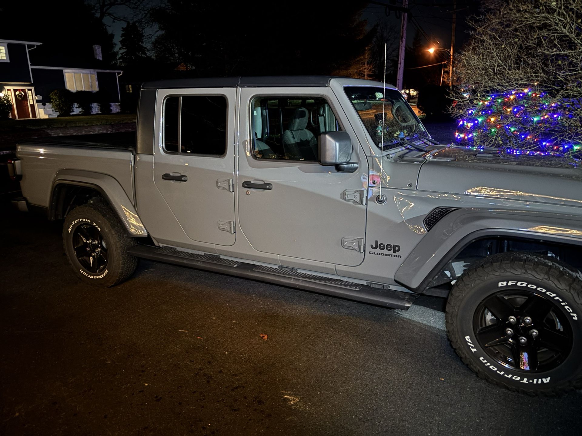 Jeep Gladiator Steps