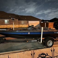 1994 Champion Bass Boat