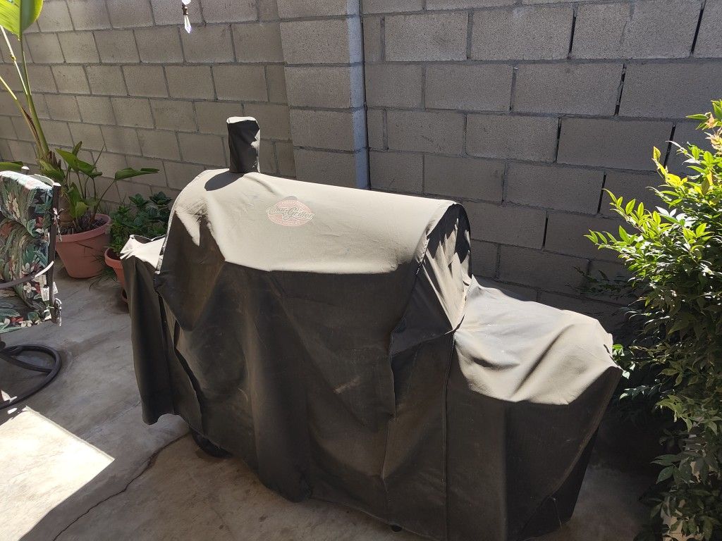 Char Griller Offset Smoker BBQ