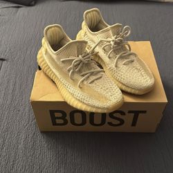 Yeezy 350 Boost "Light" V2