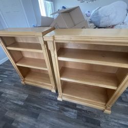 2 Small Shelf’s 