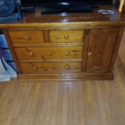 Wood Dresser